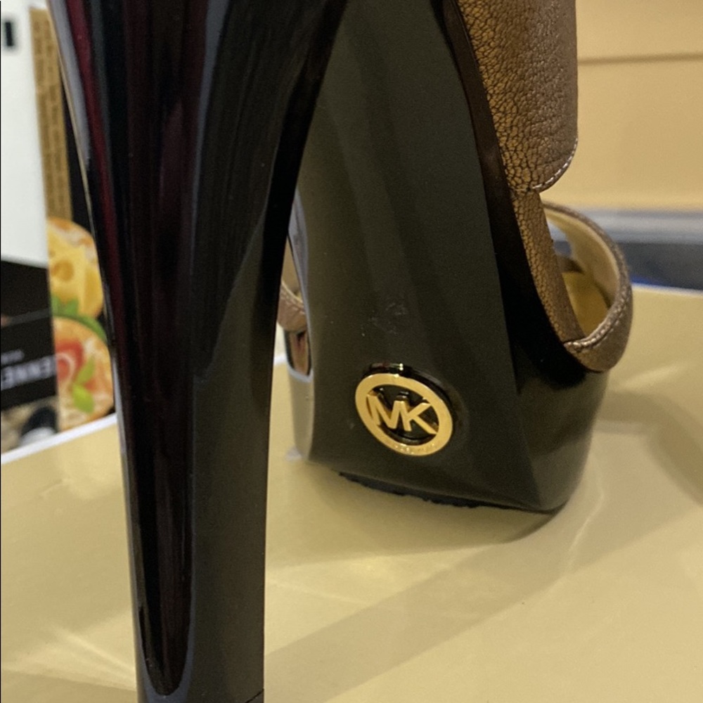 Michael Kors Mogren Platform